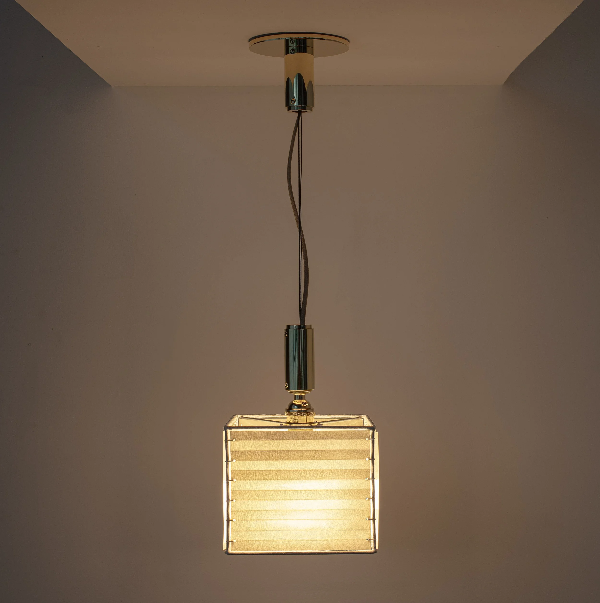 SERIES 03 SMALL PENDANT - POLISHED UNLACQUERED BRASS - GOATSKIN